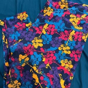 Lularoe tall and curvy leggings